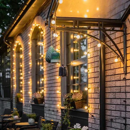 Parkowa Sypialnia Otel Rozalin (Pruszkow)